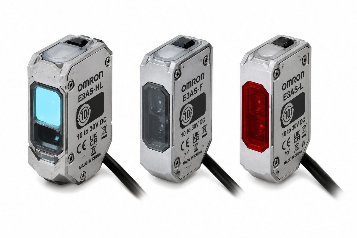 Omron E3AS-HL150LM Distance-settable Photoelectric Sensor (Line Beam, 150 mm, NPN/PNP, IO-Link)