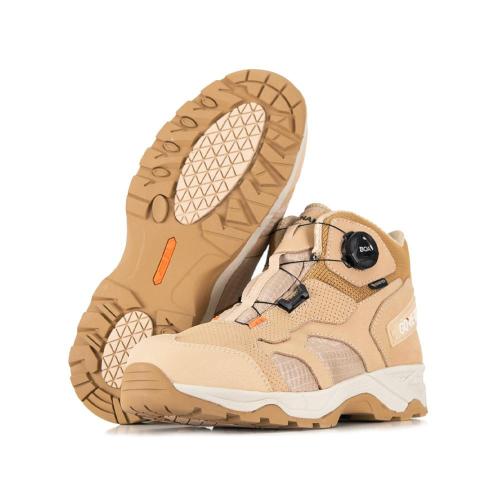 [Unican] — UG-31 Safety Shoe